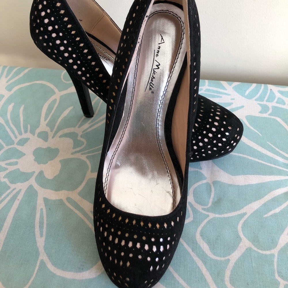 Anne Michelle Heels